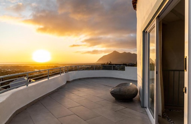 Capri Sands Luxury Guest House