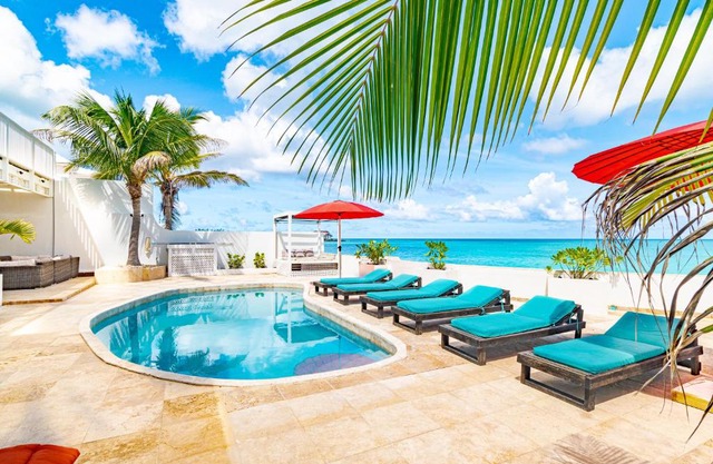 Caprice 7 -Oceanfront Villa - Gated Community with Pool