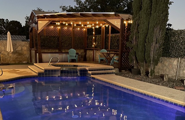 Captain Home w Saltwater Pool-close to Ft Bliss & Mt