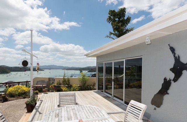Casa del Capitán - Opua Holiday Home