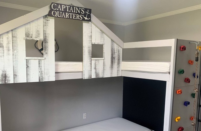 Captain's Quarters