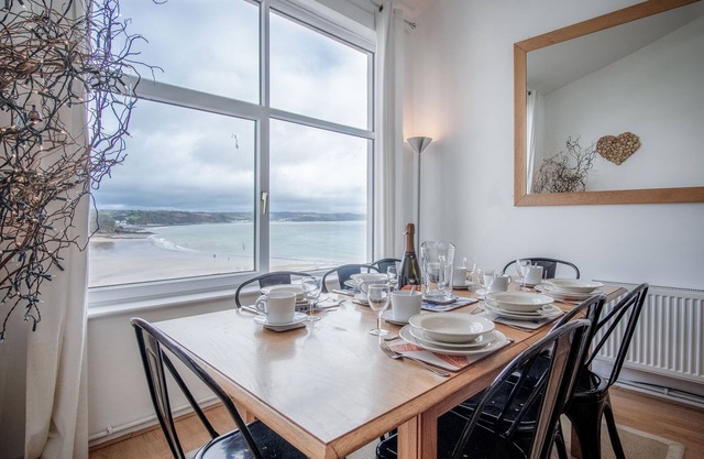 Captains Walk - 4 Bedroom Apartment - Saundersfoot