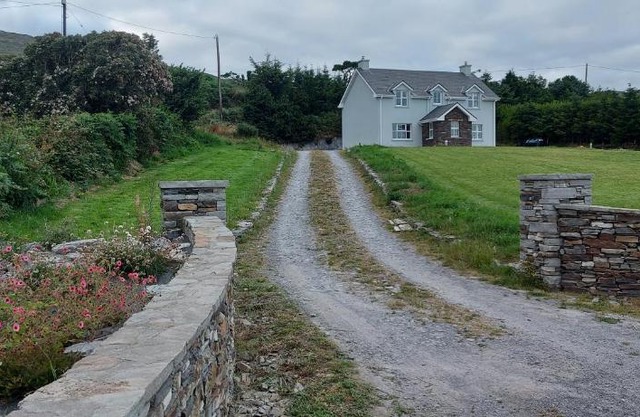 Captivating 3-Bed House