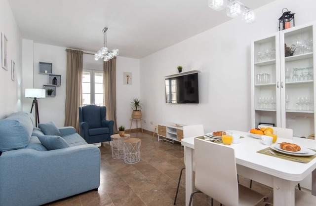 NEW CAPUCHINOS 2bed & 2bath Apartment with Parking