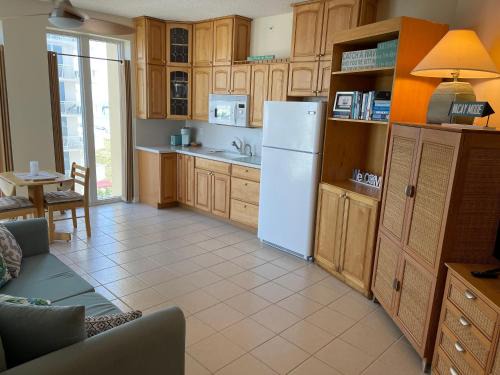Caribbean Resort 501A - Link To The Beach