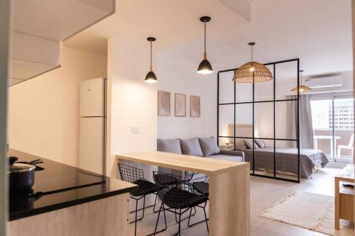 Carlos Calvo 1150 II by depptö (zona UADE)