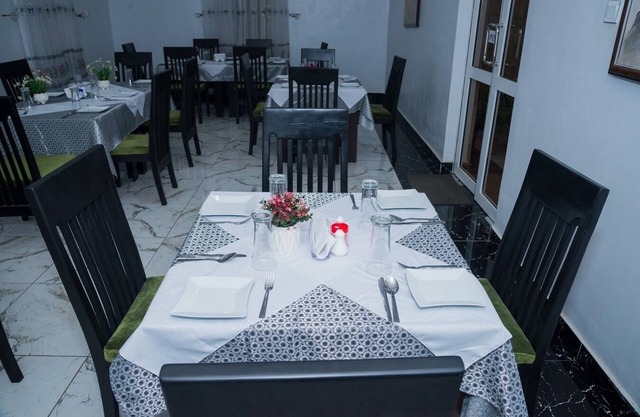 Carlton Gate Hotel Festac