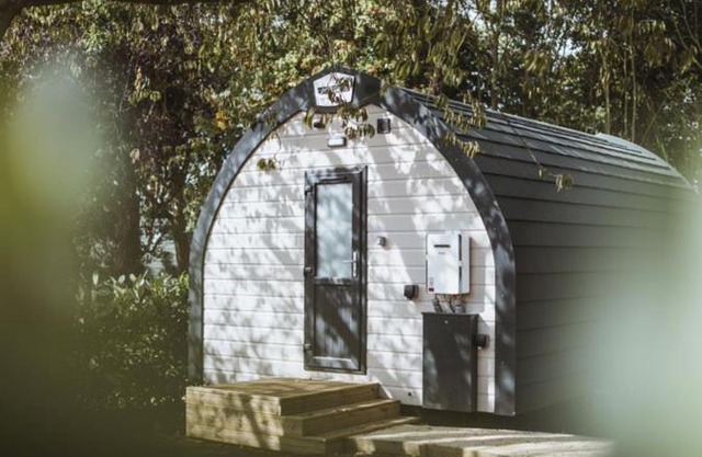 Carlton Manor pods