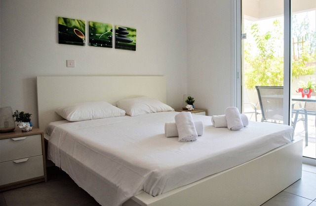 Carme at the Beach - Home away from home! Beautiful 2bedroom-2bathroom apartment