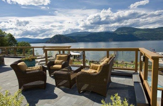Propiedad frente al lago Shuswap - perfecto para grupos grandes!