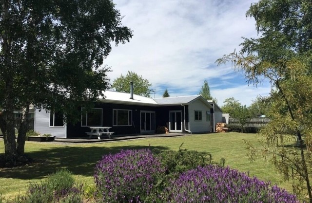 Carmel Cottage Trout Fishing Mountain and Bush Walks