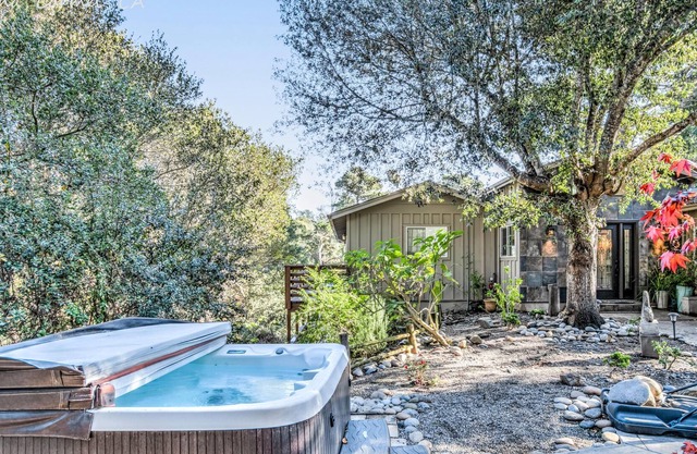 Carmel Nirvana near Shops, Restaurants, Golf, & Beach