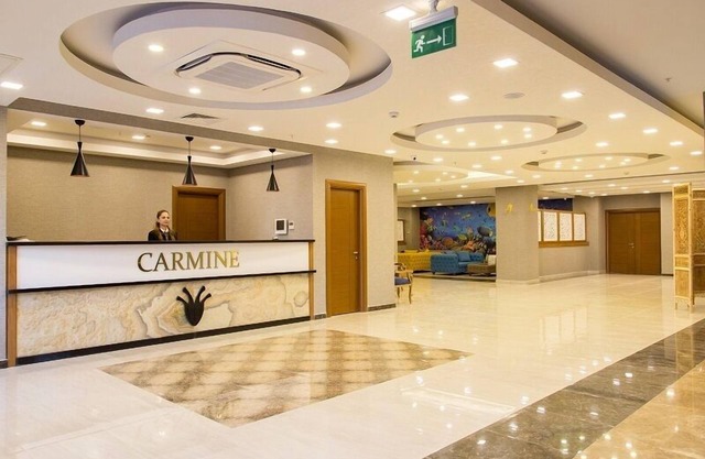 Carmine Otel