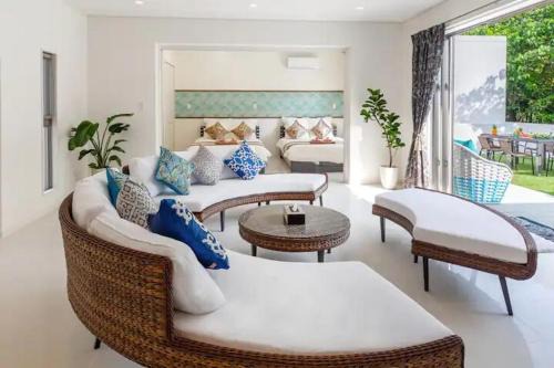 Carmus-チャームーズ-