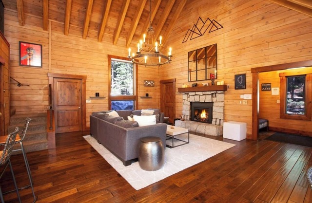 Carnelian Bay Hideaway | Hot Tub & Views