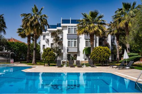 Carrington Suites