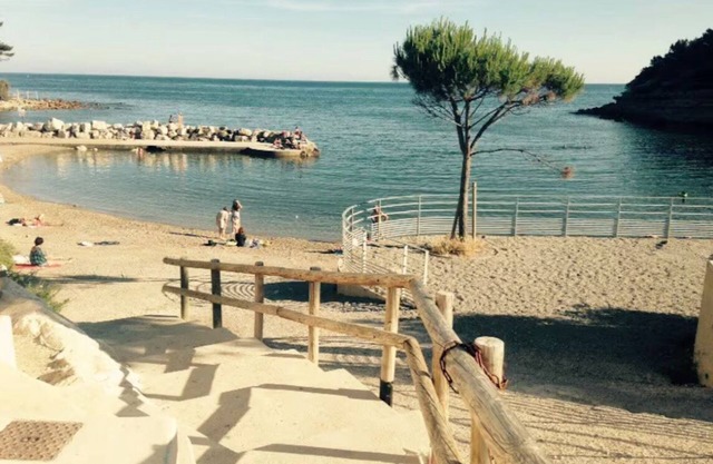 Carry le Rouet - Relaxation and vacations with your feet in the water