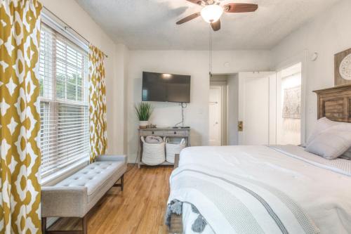 Carson Flats Apt 4 - 1BR Near BOK, OSU Med, Dtwn