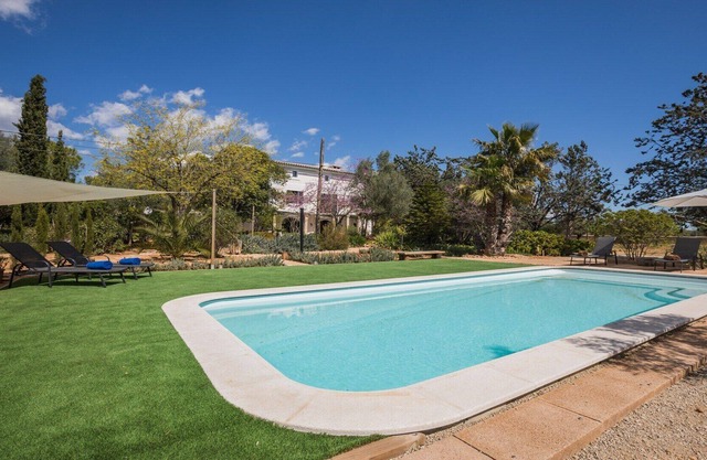 Cas Pilot - Casa pintoresca con piscina y jardín.