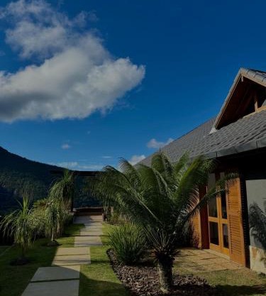 Casa 02 Monte Boa Vista - Casa de 4 Suítes com Vista Deslumbrante