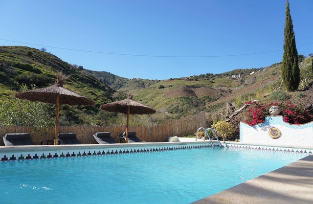 Casa 1/andalusian architecture in a beautiful green oasis 1 km from El Borge