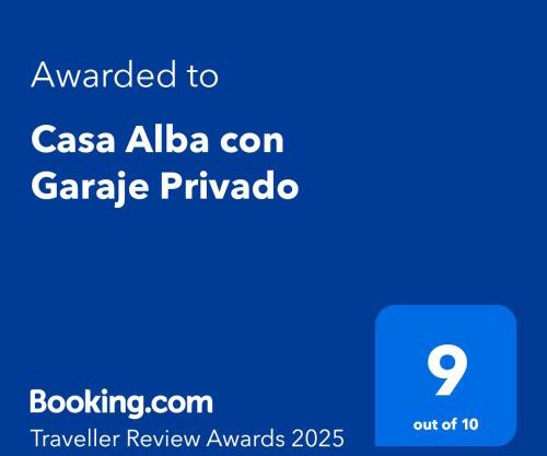 Casa Alba con Garaje Privado