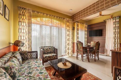 CASA ALBELA - designer luxe 1BHK suite , Central Bangalore