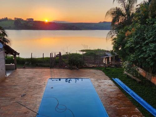 Casa Alfenas Represa Furnas c/Piscina Aquecida 12 pessoas