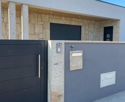 Casa Alyvic II