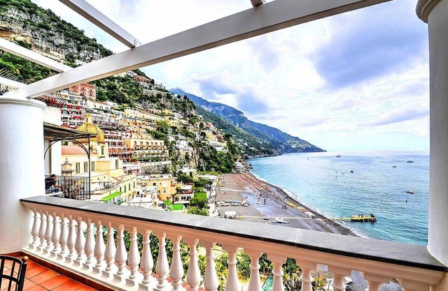 Casa Amare: Una encantadora casa independiente frente al sol y al mar.