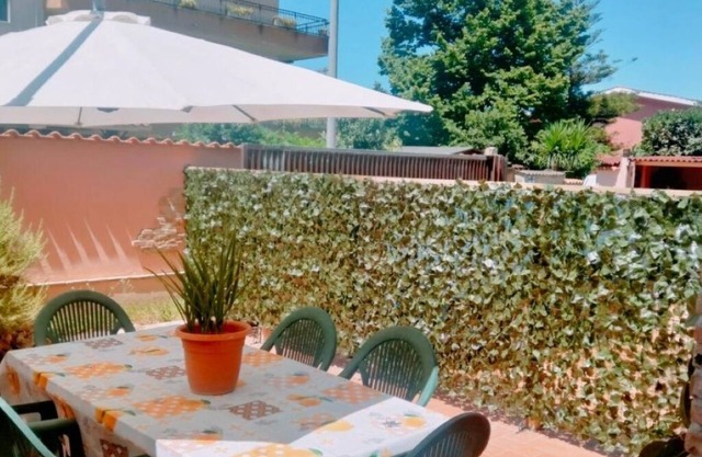 Casa Ambretta in un contesto tranquillo. Patio esterno. Ottimi collegamenti