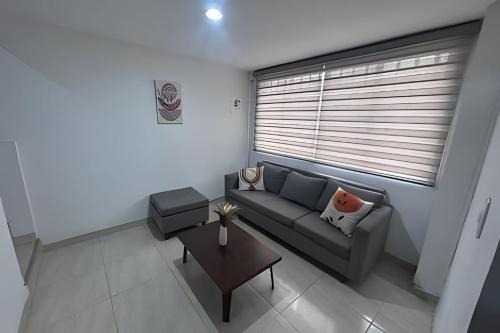 Casa Amplia y Cómoda - Estrato 5