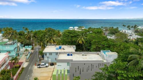 Casa Angelica Apt 103 steps to Sandy Beach