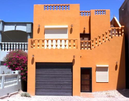Casa Arco Iris