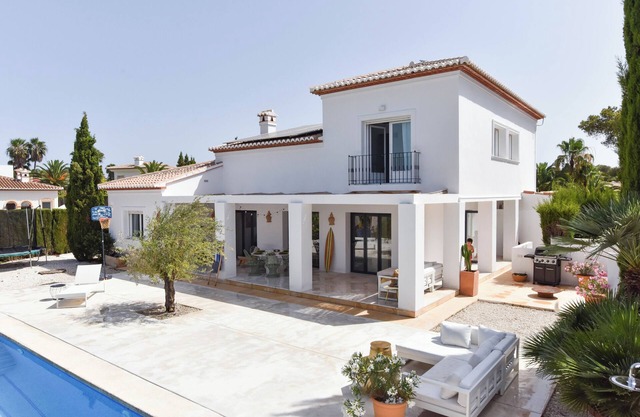 Casa Aura, Javea Villa near best beaches Granadella, Arenal, Portichol. Private