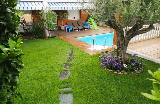 CASA AVI casa con piscina a 5 minutos de la playa, costa del Maresme Barcelona