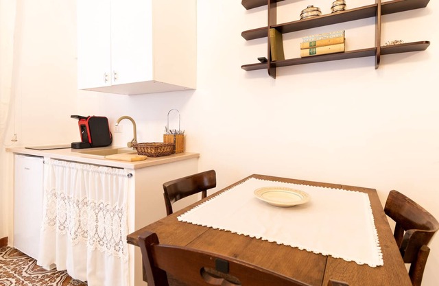 BR-C741-SOLE40AT - La Casa di Pina 1 by TYPNEY