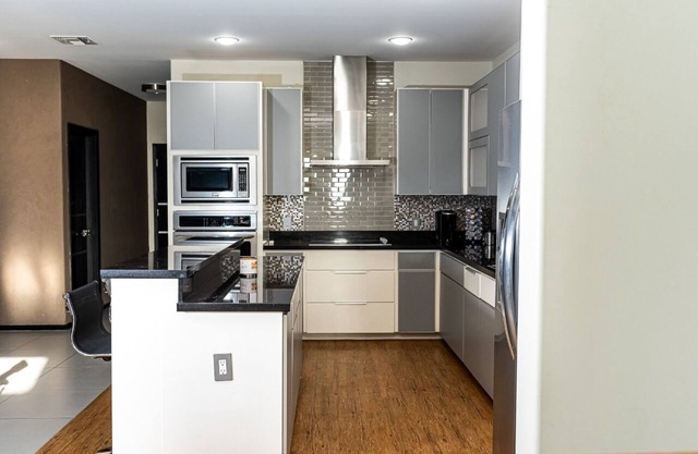 Casa Balsas: Modern and Cozy at Cimarron