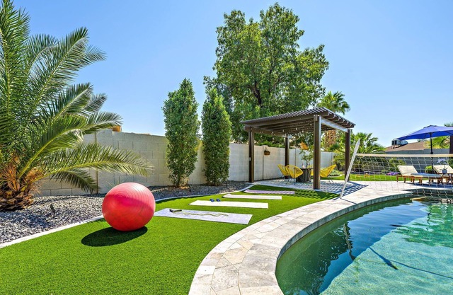 CASA BELLA" Upscale Kierland Area W/Pool-3Bd2Bath