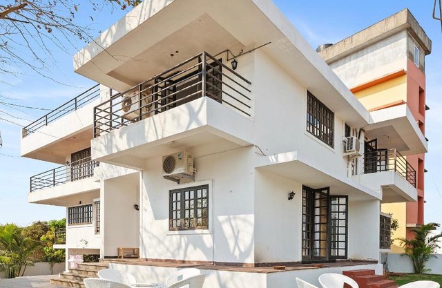 Casa Belo - 4BHK Villa with River & Forest view