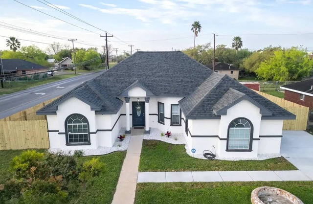 Casa Blanca acogedora Mid-Valley