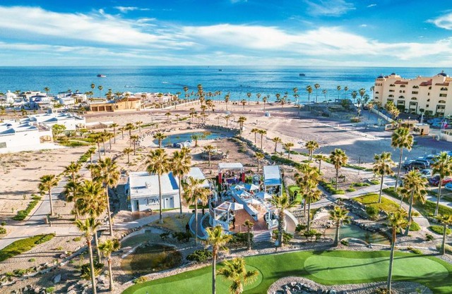Casa Blanca Golf Villas