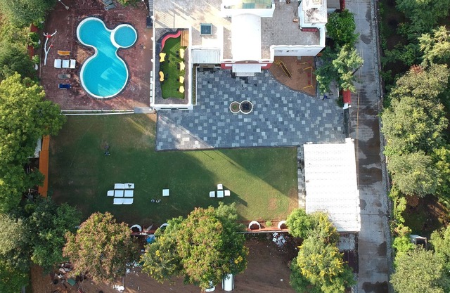 Casa Blanca Resort