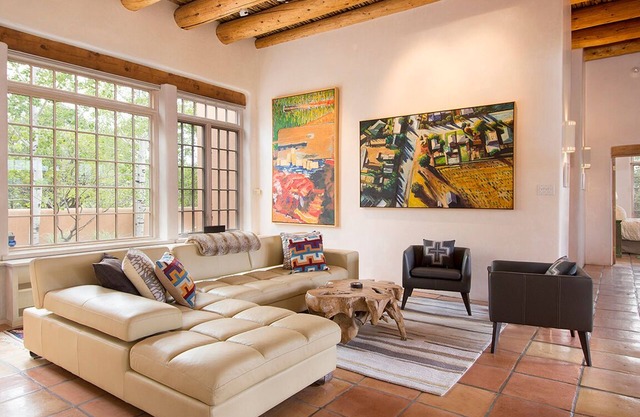 Magnífica casa histórica en Eastside, vistas, 2 habitaciones, 3 baños, aire acondicionado