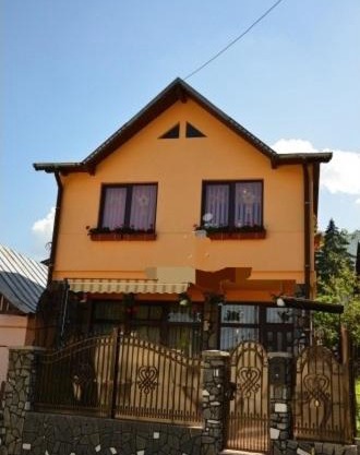Casa Caldura Rodica