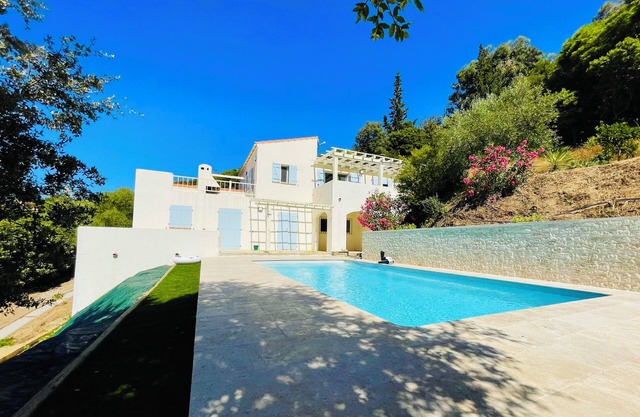 Casa Capanali In 1ha of nature, private pool seaview.