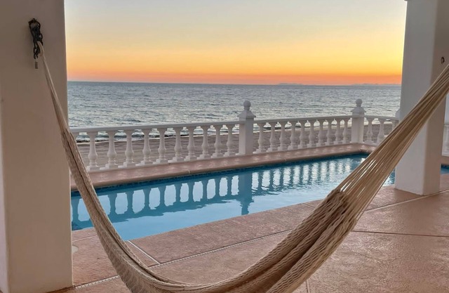 Casa Capri frente al Mar en Bahía de Kino
