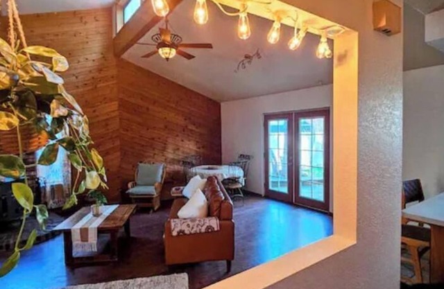 Casa Cherokee