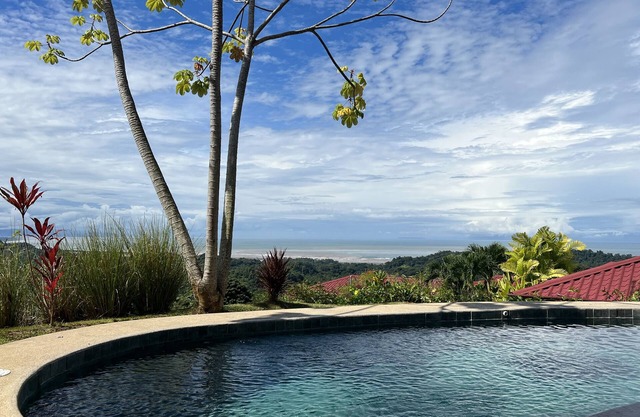 Casa Colibri x Paisaje - A Jungle Escape With Stunning Ocean Views