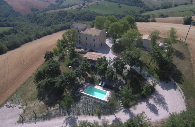 Casa Collinetta, encantadora casa de campo recientemente renovada en las Marcas